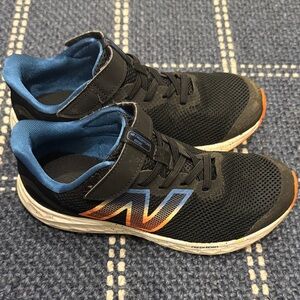 New Balance Men's Black and Orange Athletic Shoes